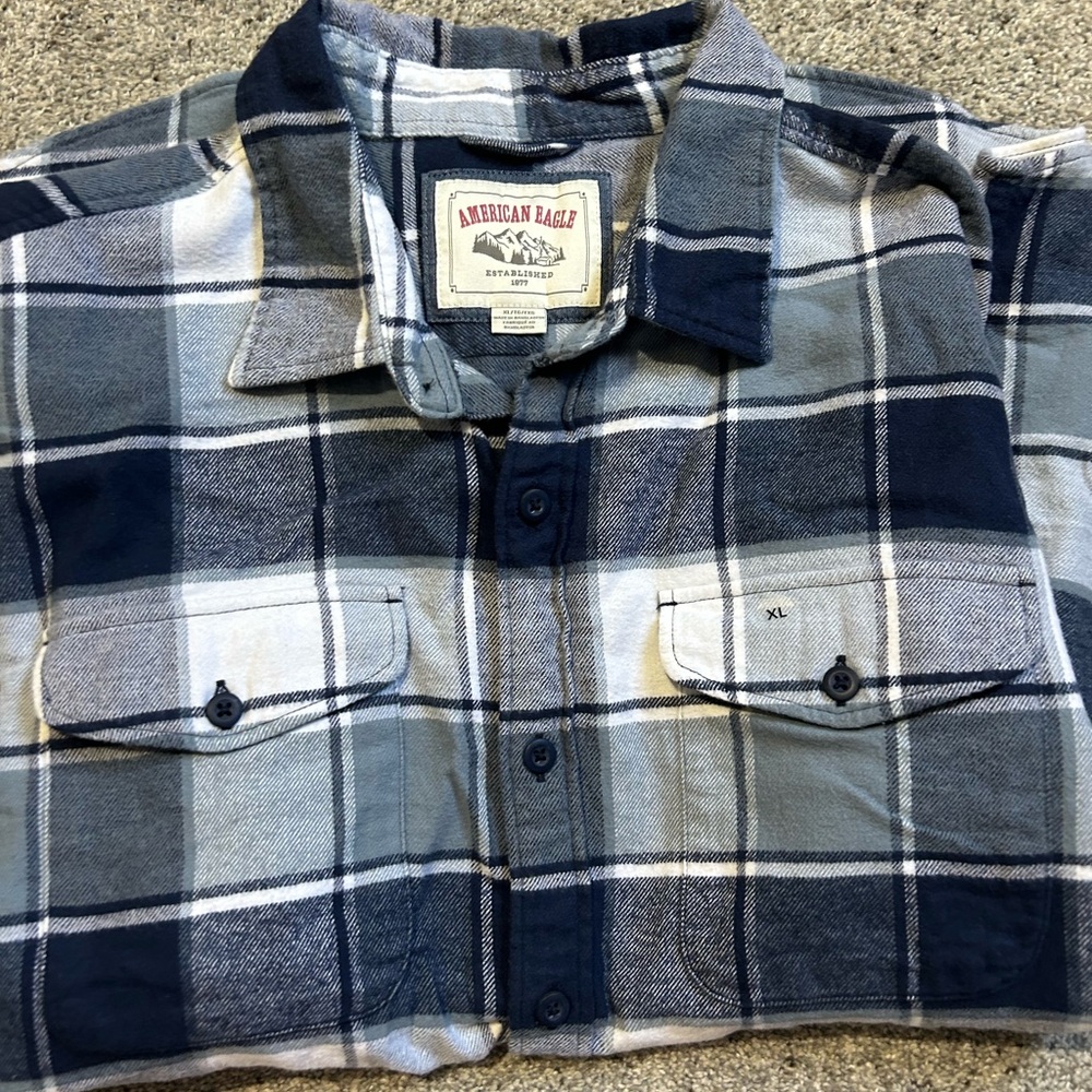 PERFECT CONDITION FLANNEL size extra large